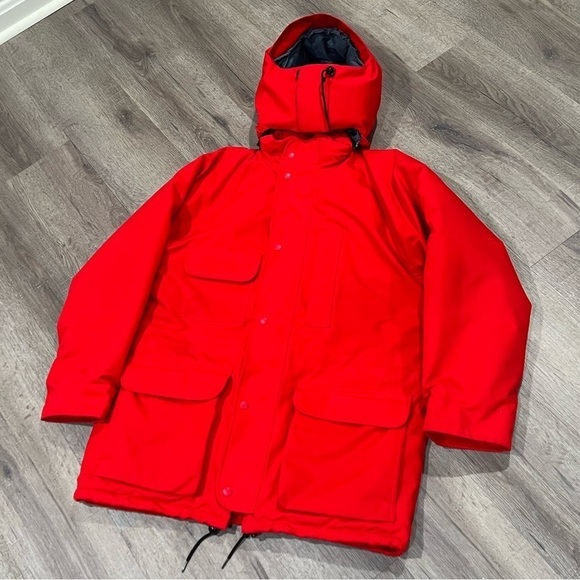 Men’s Medium Red Eddie Bauer Goose Down Made in Canada Artic Winter Parka Jacket - Picture 3 of 10